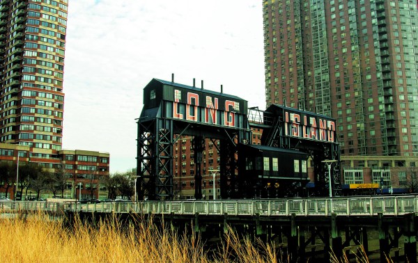 Long Island City is having an identity crisis. (Amanda Lea Perez, iThe New York Observer/i.)