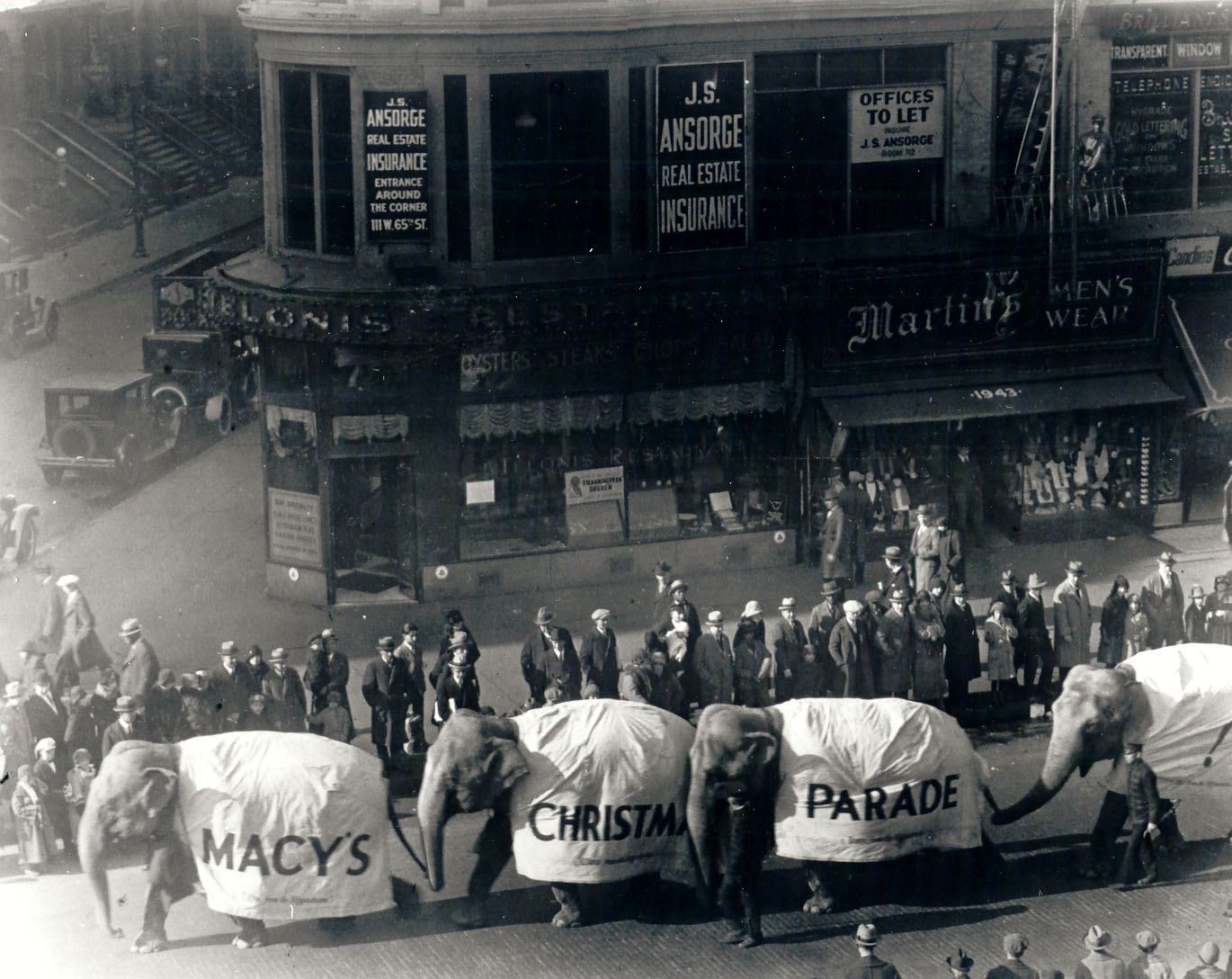 thanksgiving day parade, macy's, 